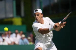 Wimbledon: Francisco Cerúndolo, reciente campeón de Queen’s, cayó en su debut ante el español Jaume Munar imagen-7