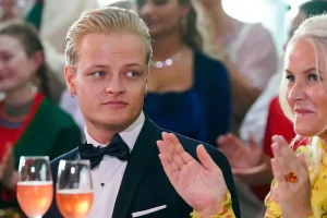 Noruega | Condenaron a cuatro años de prisión al hijo de la princesa heredera por violación y maltrato imagen-119