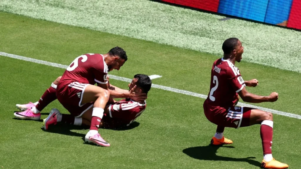 Qatar rescató un agónico empate ante Suiza en el debut en el Mundial 2026 – TyC Sports Qatar rescató un agónico empate ante Suiza en el debut en el Mundial 2026 - TyC Sports imagen-3