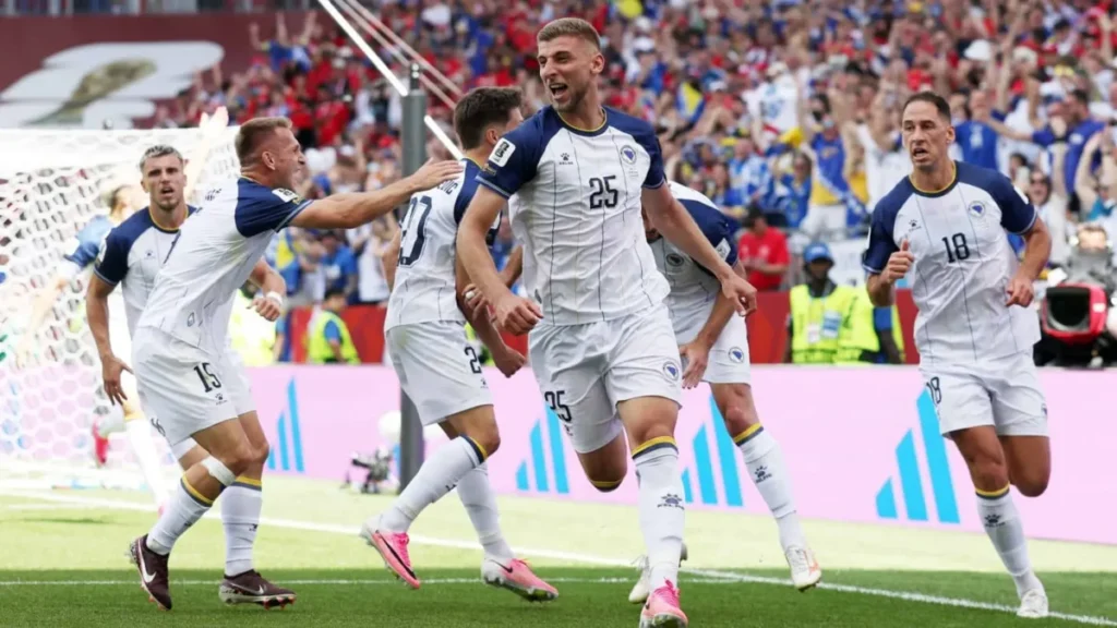 ◉ Canadá vs. Bosnia, por el Mundial 2026: seguilo EN VIVO - TyC Sports imagen-41