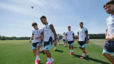 Scaloni definió al acompañante de Julián Álvarez en la delantera de Argentina ante Jordania - TyC Sports imagen-7