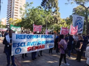 Semab-CEA advierte que el salario docente cubre sólo la mitad de la canasta básica y reclama una urgente mesa salarial en julio imagen-3