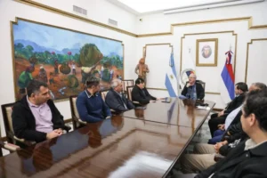 Passalacqua analizó con gremios los efectos en Misiones de la paralización de obras desde Nación Passalacqua analizó con gremios los efectos en Misiones de la paralización de obras desde Nación imagen-1