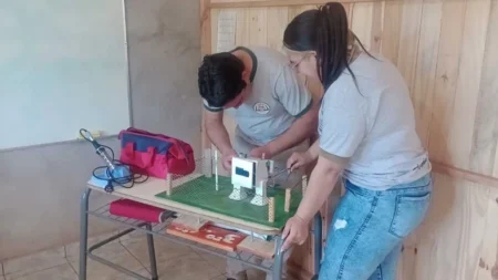 Estudiantes de Pozo Azul crearon una estación meteorológica imagen-12