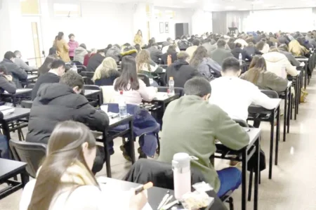 Residencias médicas: más de 200 profesionales rindieron el examen imagen-26