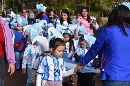 Una caravana cargada de historia, sentido de pertenencia y ritmo mundialista imagen-5
