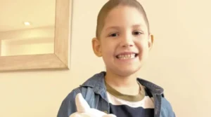 Santino necesita iniciar un tratamiento urgente tras confirmarse el avance de la enfermedad imagen-2