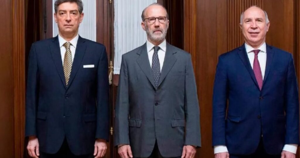 La Corte tiene en sus manos dos decisiones clave para el Gobierno imagen-4