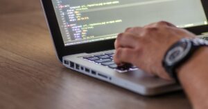 Las empresas tecnológicas buscan talento más allá de LinkedIn: cuál es la inesperada red social que gana terreno imagen-3