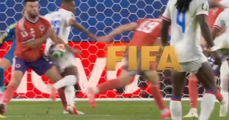 Primera polémica del Mundial: mano y penal que no le cobraron a Haití imagen-5