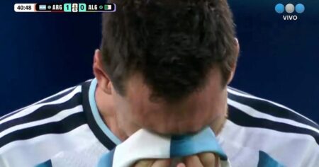Video: la emoción de Lionel Messi después de anotar el gol contra Argelia imagen-17