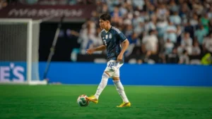La marca de Maradona y Messi que superó Aranda tras su debut con la Selección Argentina - TyC Sports imagen-2