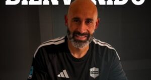 Carlos Quintana se fue de Central por "no tener minutos" con Almirón y firmó con Riestra imagen-1