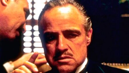 Marlon Brando nunca perdonó a Burt Reynolds: "Es el epítome de todo lo repugnante del actor" imagen-106