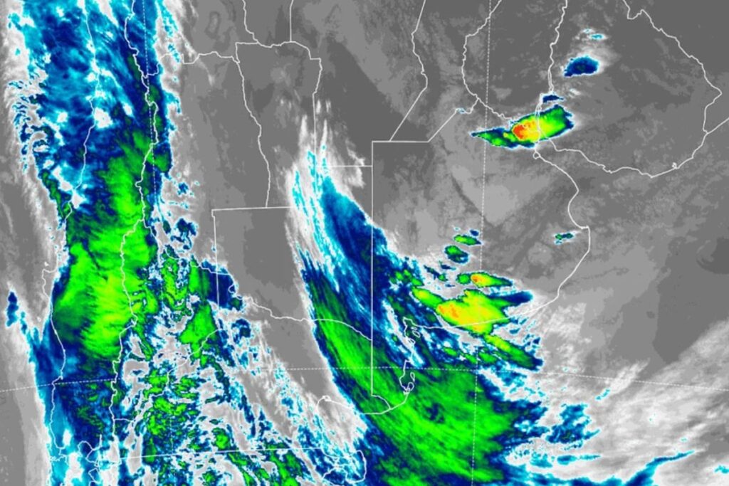 Clima en Buenos Aires: cuándo llegan las tormentas al AMBA, según el Servicio Meteorológico Clima en Buenos Aires: cuándo llegan las tormentas al AMBA, según el Servicio Meteorológico imagen-95