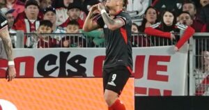 Acusan de violencia de género al futbolista que le dio el triunfo a Barracas Central frente a River: qué dijo el club imagen-1