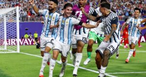 Julián volvió a ser Julián: el golazo milagroso de Alvarez que sostuvo el sueño de la Scaloneta de ser otra vez campeona mundial imagen-4