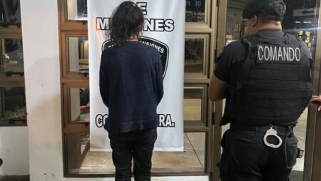 Abrieron un auto para robar y terminaron cayendo imagen-8