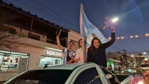 Argentina eliminó a Inglaterra y Alem celebró una victoria cargada de emoción y memoria Argentina eliminó a Inglaterra y Alem celebró una victoria cargada de emoción y memoria imagen-1