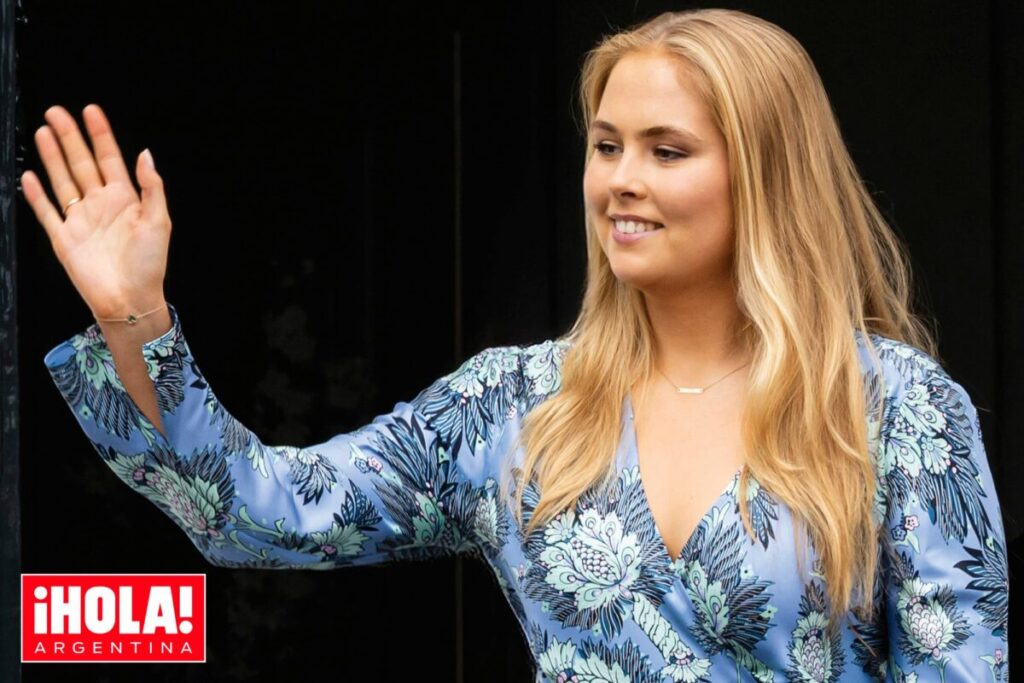 Princesa Amalia: La hija de Máxima estrenó el verano y “floreció” con un look muy especial junto a su madre Princesa Amalia: La hija de Máxima estrenó el verano y “floreció” con un look muy especial junto a su madre imagen-5