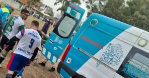 Descontrol en Ensenada: un partido de la "Liga Amistad" terminó en una batalla campal que dejó heridos imagen-2