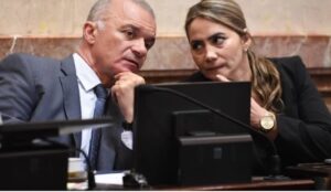 Passalacqua pidió a los senadores misioneros que rechacen la reforma a la Ley de Tierras y el debate se extiende a toda la provincia imagen-1