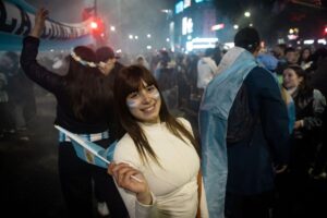 Y un día, la derrota se festejó como un triunfo imagen-1