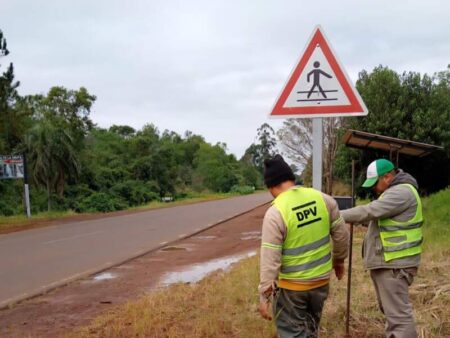 Más seguridad en las rutas: renuevan e incorporan señalización vial en distintos corredores de Misiones imagen-5