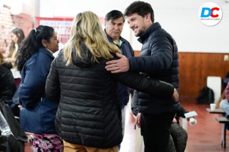 Pese a la lluvia y el frío, La Vice en tu Barrio acercó servicios y respuestas a vecinos de la chacra 65 imagen-12