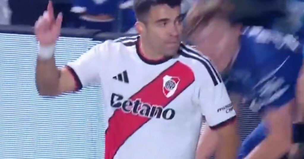Dura baja en River: Acuña salió lesionado imagen-5