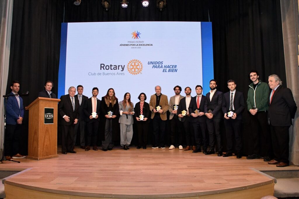 Por segundo año consecutivo, un periodista de La Nación ganó el Premio Rotary Jóvenes por la Excelencia Por segundo año consecutivo, un periodista de La Nación ganó el Premio Rotary Jóvenes por la Excelencia imagen-103