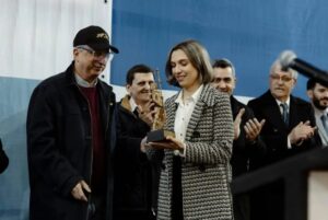 “Quienes engrandecen a Misiones desde cualquier lugar del mundo merecen reconocimiento” “Quienes engrandecen a Misiones desde cualquier lugar del mundo merecen reconocimiento” imagen-3
