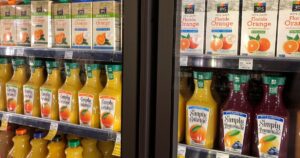 Ya rige en California la nueva ley sobre etiquetas de alimentos: qué cambia para los consumidores sobre la fecha de vencimiento imagen-1