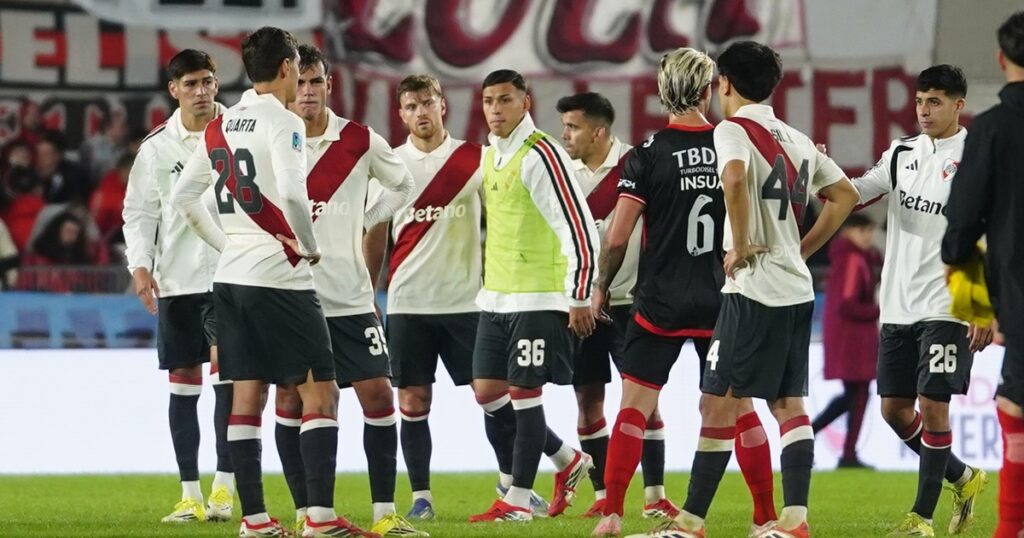 Los últimos cinco grandes papelones de River en el Monumental imagen-41