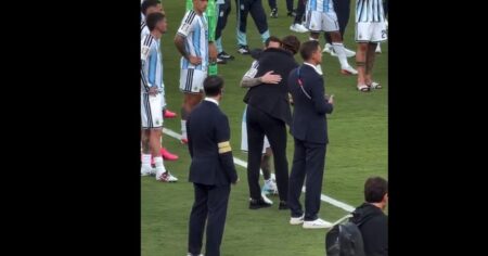Eternos rivales, luego compañeros y caballerosidad tras la final: el gesto de Sergio Ramos con Messi Eternos rivales, luego compañeros y caballerosidad tras la final: el gesto de Sergio Ramos con Messi imagen-14