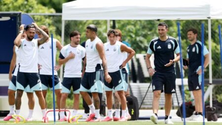 Argentina ya piensa en Inglaterra: Scaloni inició la preparación para la semifinal del Mundial imagen-16