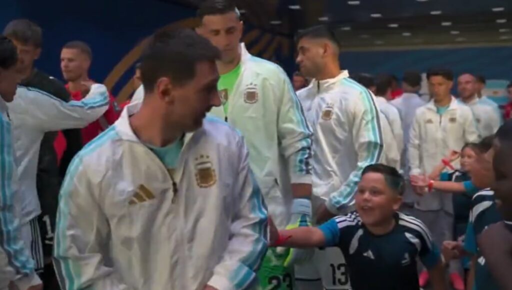 El saludo de un nene a Messi que se hizo viral: “Te amo” imagen-5