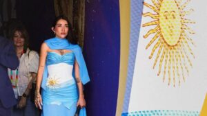 María Becerra estrenó “Camino al Mundial”, donde muestra cómo vivió su histórica participación en la final imagen-1