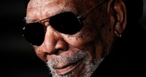 Morgan Freeman, actor, 89 años: «Lo que quieres inculcar a tus hijos es que sueñen en grande, porque los sueños se hacen realidad y sin sueños no hay vida» Morgan Freeman, actor, 89 años: "Lo que quieres inculcar a tus hijos es que sueñen en grande, porque los sueños se hacen realidad y sin sueños no hay vida" imagen-3