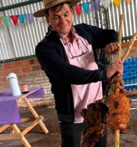 Cientos de vecinos reafirmaron su compromiso con el Matadero del Alto Uruguay en encuentro festivo imagen-1
