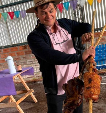 Cientos de vecinos reafirmaron su compromiso con el Matadero del Alto Uruguay en encuentro festivo imagen-12