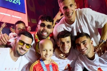 Quién es María Caamaño, la niña que murió a los 13 años y fue homenajeada por la selección española Quién es María Caamaño, la niña que murió a los 13 años y fue homenajeada por la selección española imagen-6