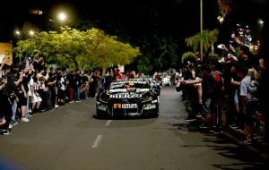 El Turismo Carretera hizo rugir la Costanera de Posadas: presentación oficial, autos en la calle y cientos de fanáticos imagen-7