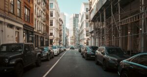 Vuelve una ley que castiga a conductores en Nueva York: empleados de la ciudad podrán multar a estas personas imagen-3