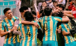 Aldosivi eliminó a River y Riestra dejó afuera a San Lorenzo: así sigue la Copa Argentina Aldosivi eliminó a River y Riestra dejó afuera a San Lorenzo: así sigue la Copa Argentina imagen-7
