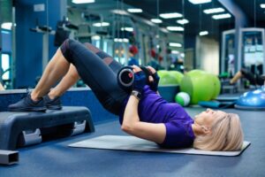 ¿Tenés más de 50 años? Los dos mejores ejercicios para el abdomen y cuáles hay que evitar, según Harvard imagen-4