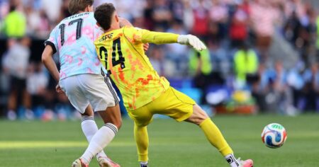 Video: el blooper de Estados Unidos en el tercer gol de Bélgica imagen-14