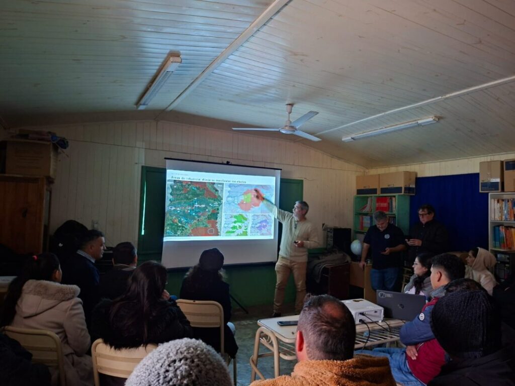 Vialidad Misiones presentó el proyecto de obras para la ruta 17 ante vecinos del paraje Piray Miní y comunidades mbya imagen-5