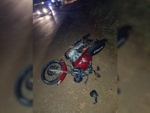 Violento choque entre dos motocicletas dejó un herido de extrema gravedad en Eldorado imagen-2