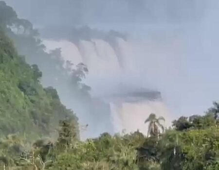 Las Cataratas del Iguazú lucieron imponentes con un caudal extraordinario imagen-68